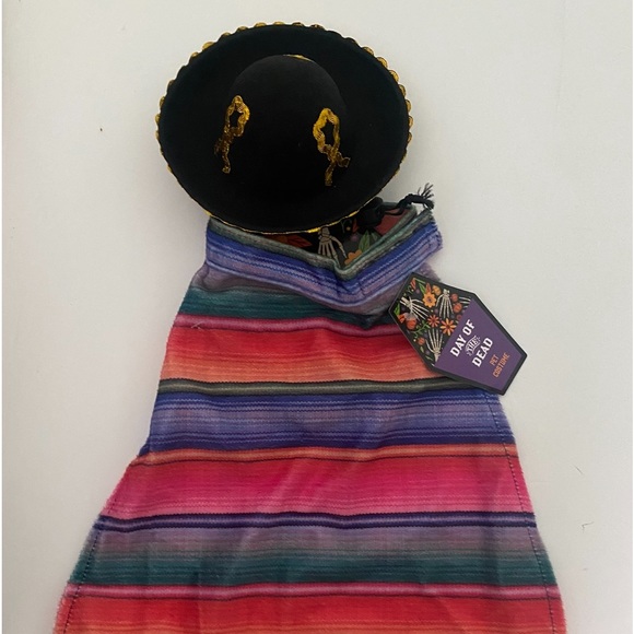 Mexican Poncho Dog Pet Costume Cinco de Mayo Day of the Dead Hat & Poncho NEW - Picture 2 of 12